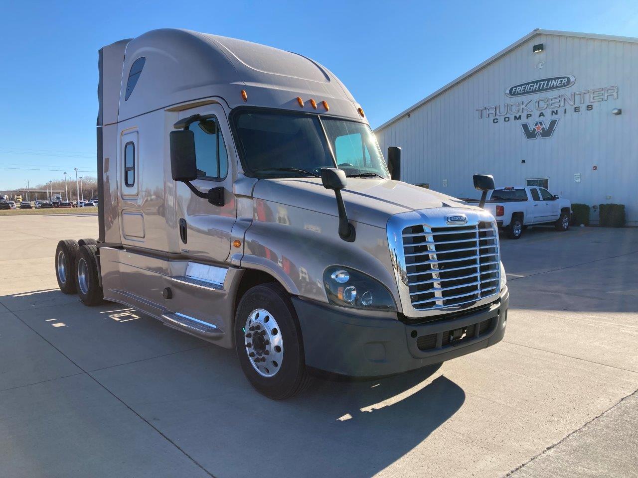 16 Freightliner Ca125 Cascadia Tcj185 Truck Center Companies