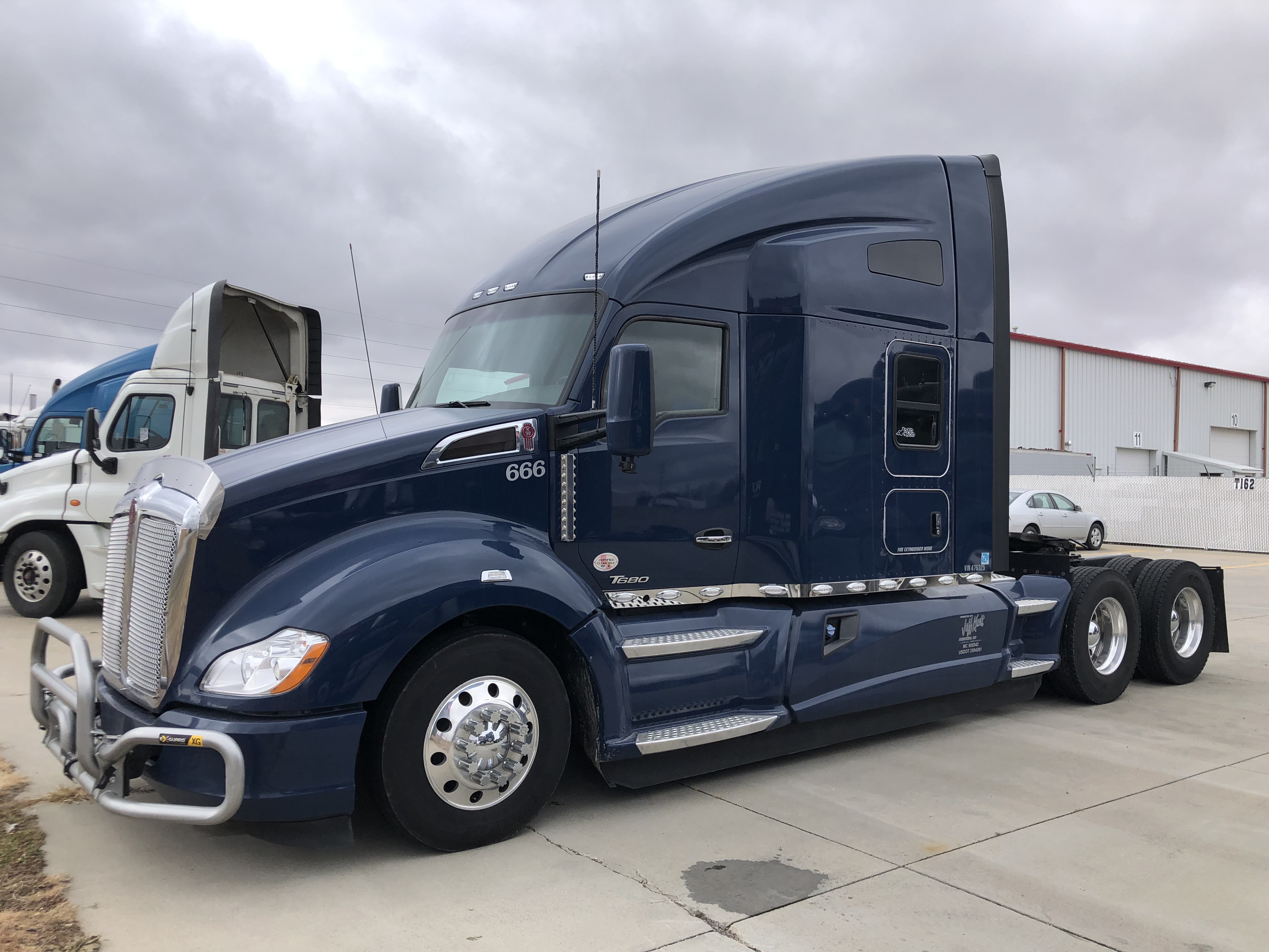 2022 KENWORTH T680 : EXC749 | Truck Center Companies