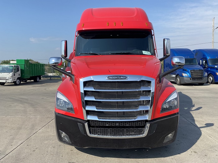 2024 FREIGHTLINER PT126SLP VG1037 Truck Center Companies